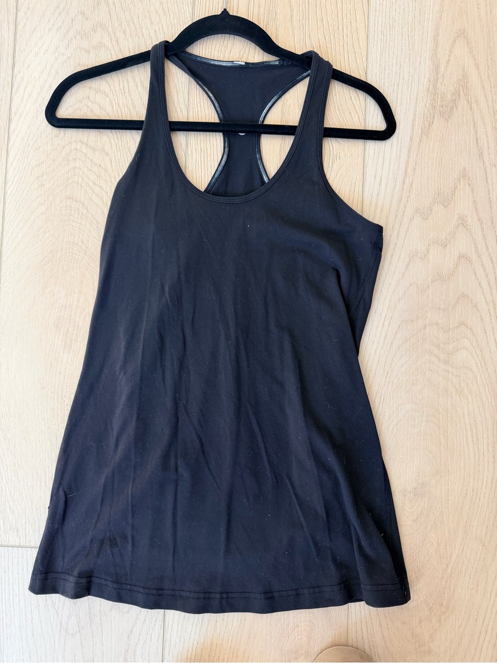 Reversible black lululemon tank top